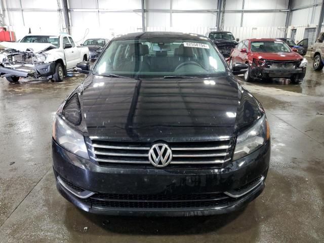 2013 Volkswagen Passat S