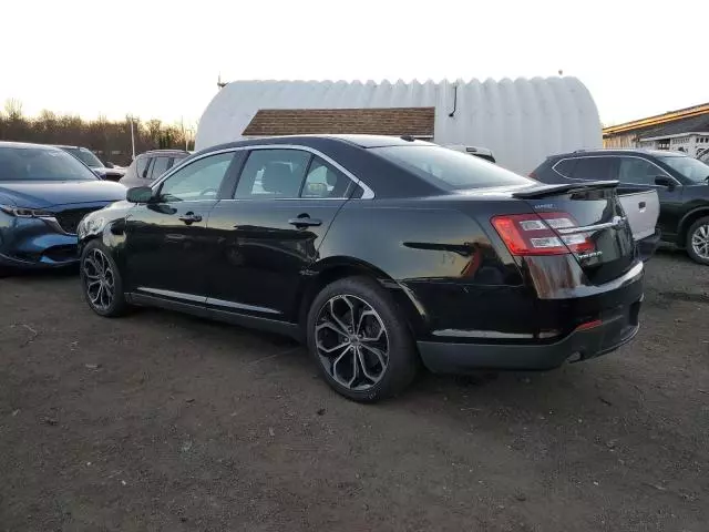 2016 Ford Taurus SHO