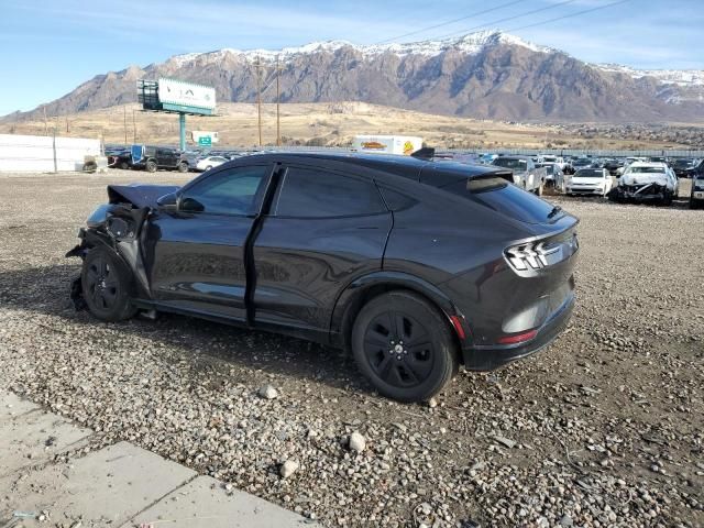 2022 Ford Mustang MACH-E California Route 1