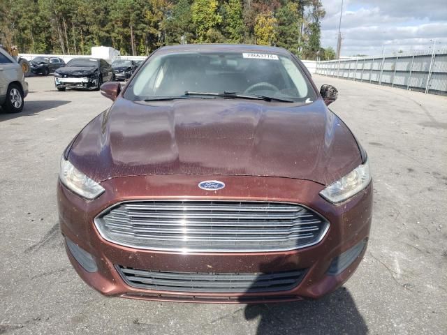 2016 Ford Fusion SE