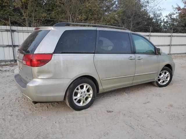 2004 Toyota Sienna XLE