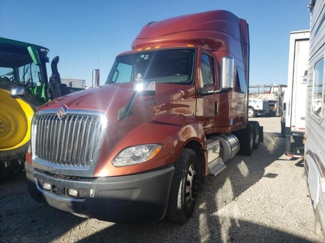 2018 International LT625