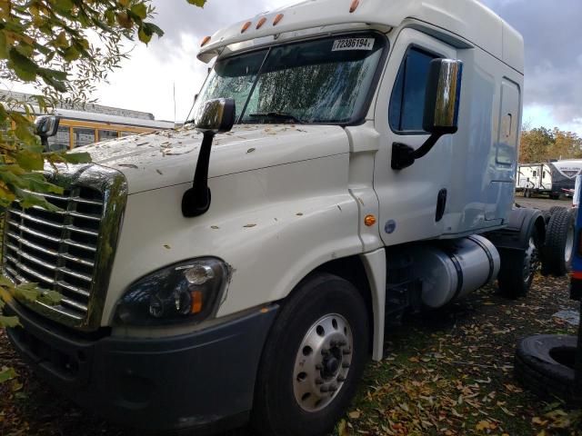 2018 Freightliner Cascadia 125