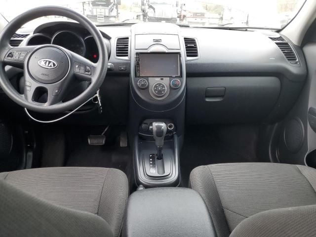 2010 KIA Soul +