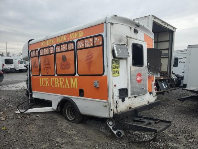 2006 Ford Econoline E350 Super Duty Cutaway Van