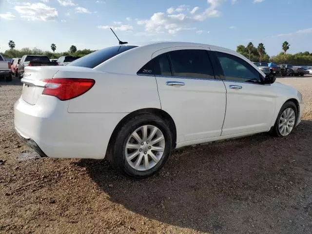 2014 Chrysler 200 Limited