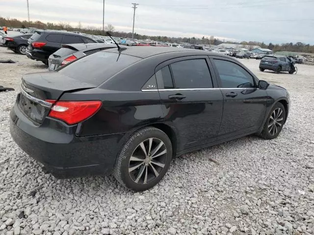 2013 Chrysler 200 Limited