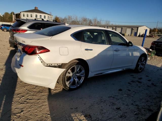 2017 Infiniti Q70 3.7