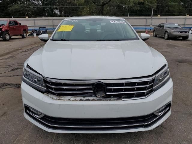 2016 Volkswagen Passat SE