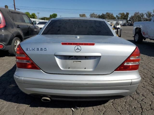 2004 Mercedes-Benz SLK 320