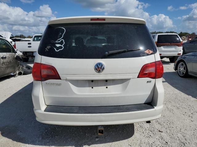 2009 Volkswagen Routan SE