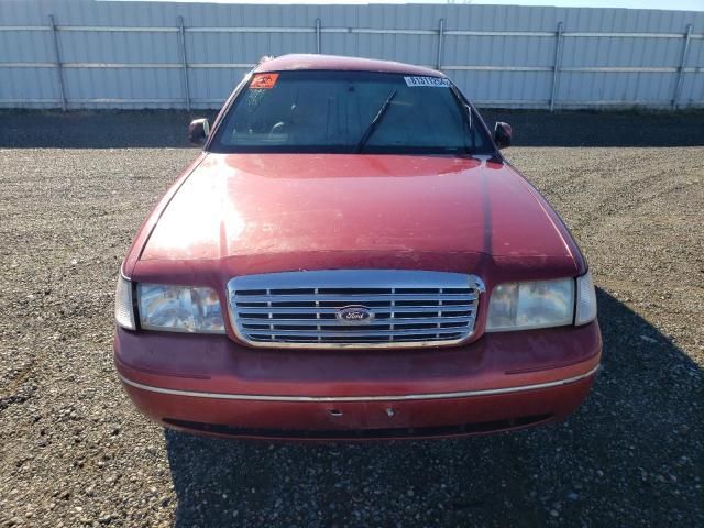 2001 Ford Crown Victoria LX