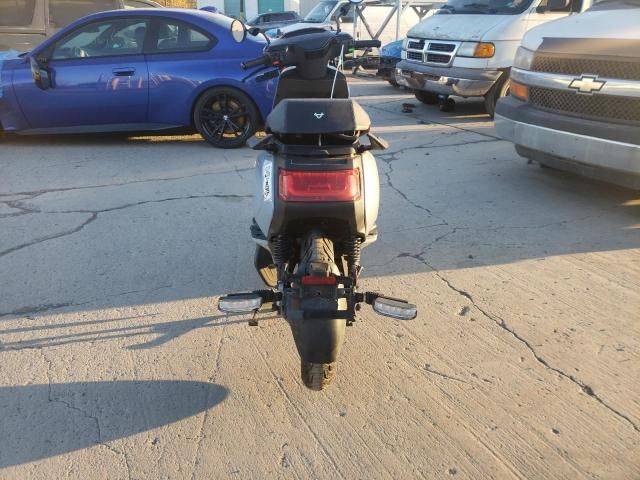 2022 NIU Scooter