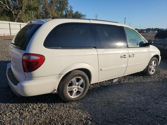 2005 Dodge Grand Caravan SXT