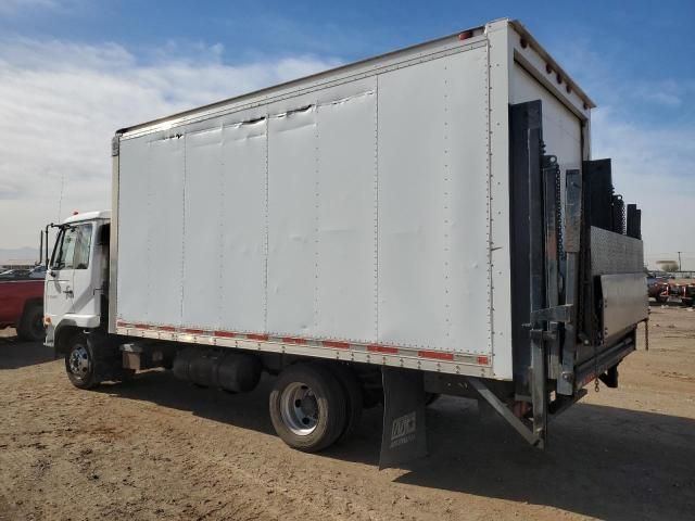 2004 Nissan Diesel UD1800