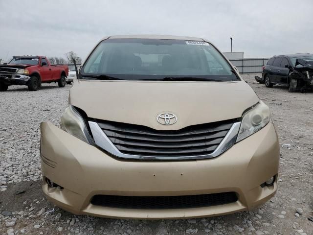 2011 Toyota Sienna XLE