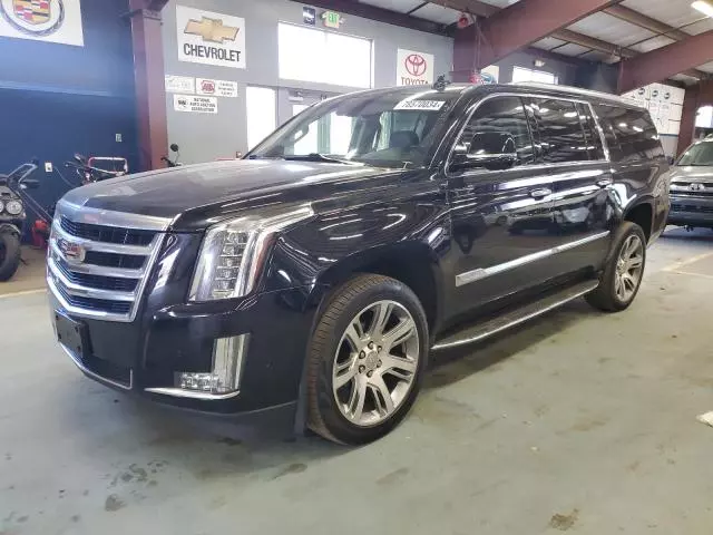 2017 Cadillac Escalade ESV Luxury