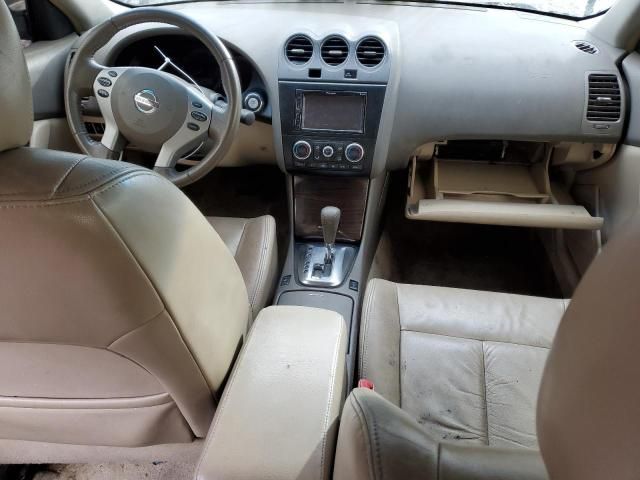 2010 Nissan Altima Base