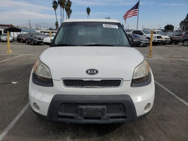 2010 KIA Soul +