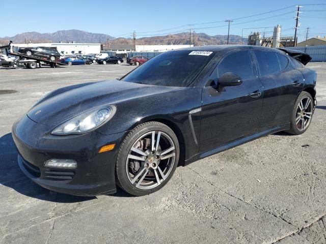 2011 Porsche Panamera 2