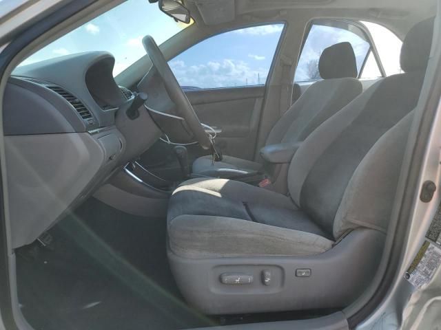 2004 Toyota Camry LE