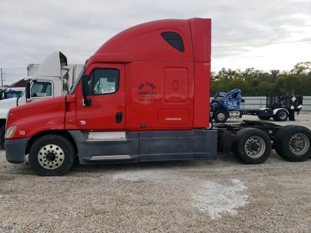 2014 Freightliner Cascadia 125