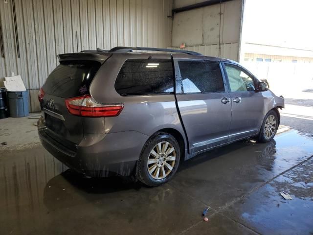 2015 Toyota Sienna XLE