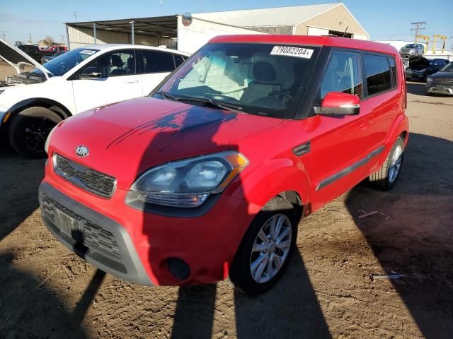 2013 KIA Soul +