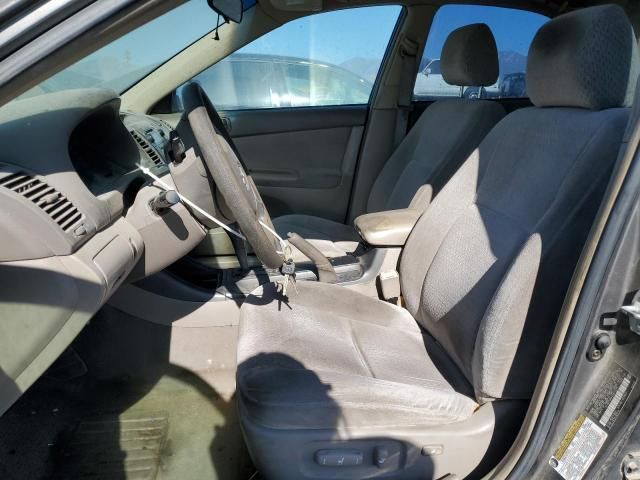 2004 Toyota Camry LE