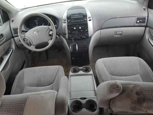 2006 Toyota Sienna CE