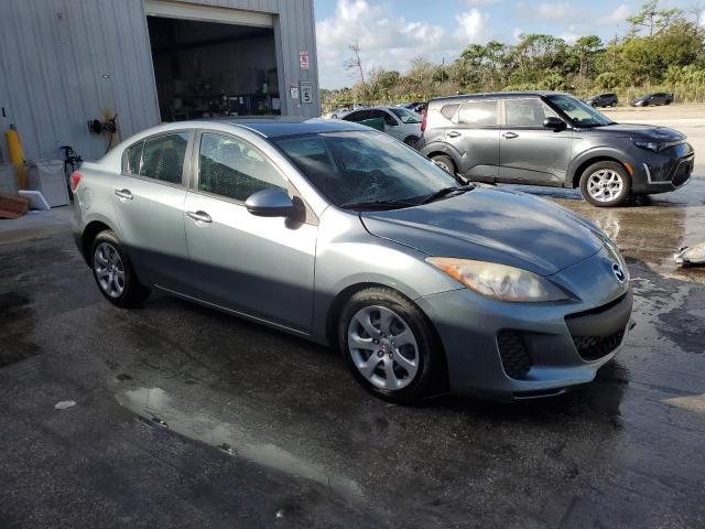 2013 Mazda 3 I