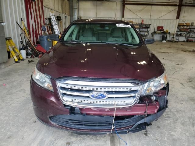 2011 Ford Taurus SE