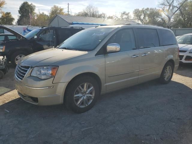 2010 Chrysler Town & Country Limited