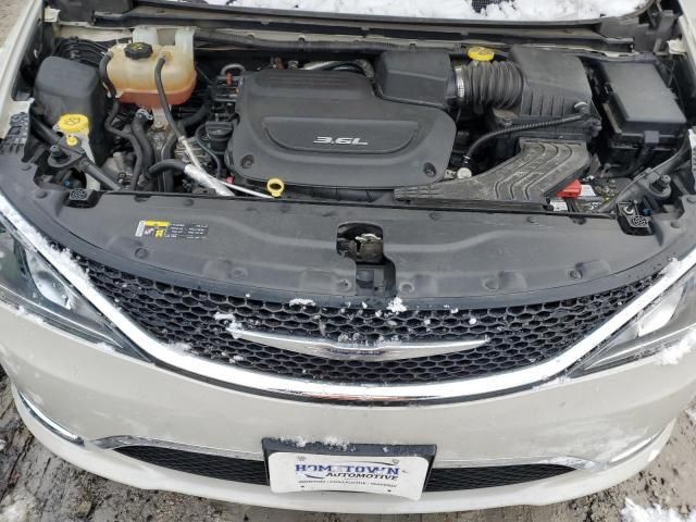 2017 Chrysler Pacifica Touring L Plus