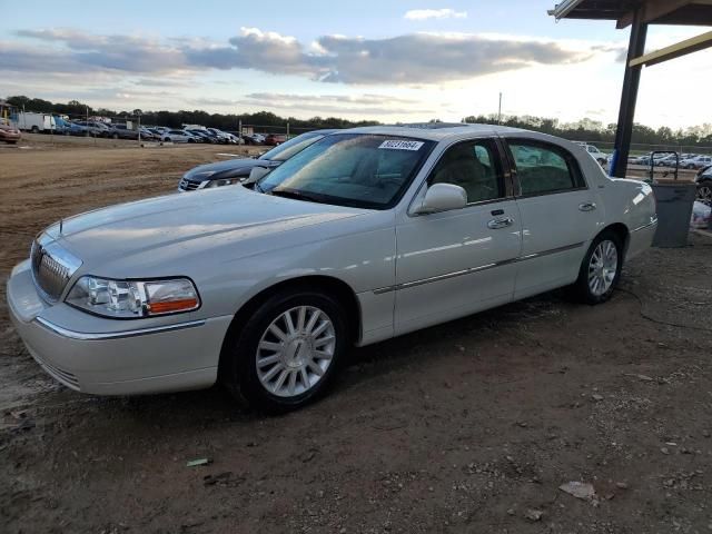 2004 Lincoln Town Car Ultimate