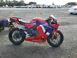 Honda Vehiculos salvage en venta: 2024 Honda CBR600 RR