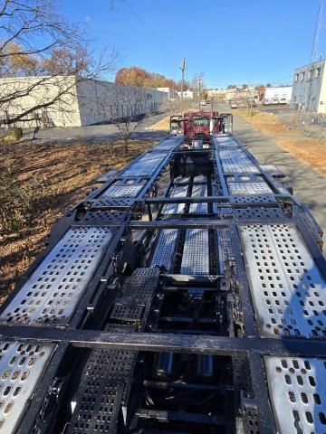 2006 Freightliner Conventional Columbia