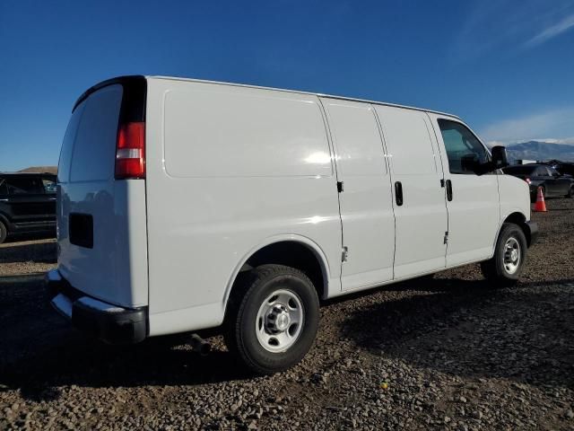 2017 Chevrolet Express G2500