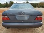 1995 Mercedes-Benz E 320 Base