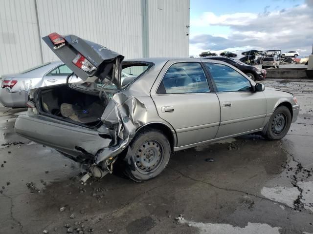 2000 Toyota Camry CE