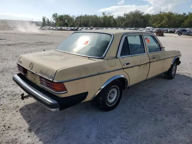 1982 Mercedes-Benz 300 DT