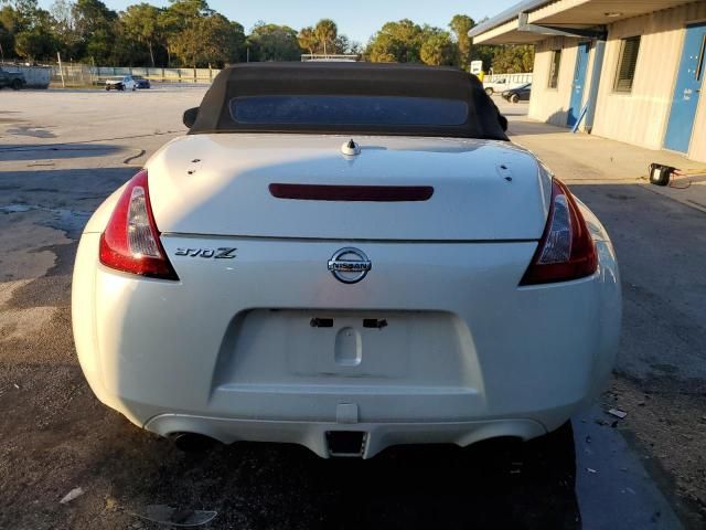 2013 Nissan 370Z Base