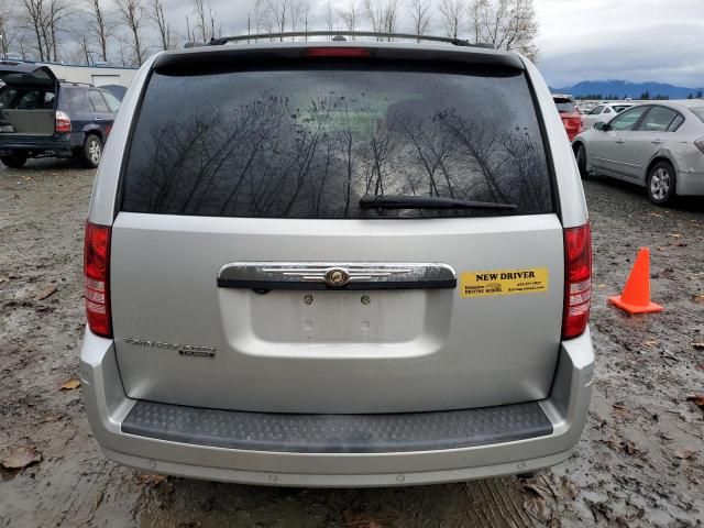 2008 Chrysler Town & Country Touring