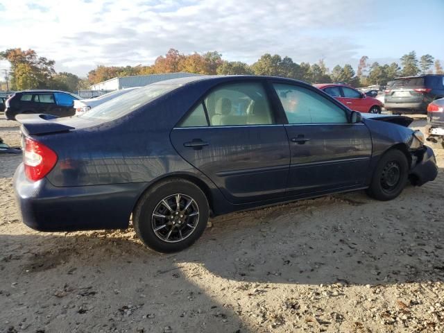 2004 Toyota Camry LE