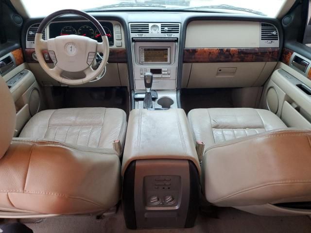 2003 Lincoln Navigator