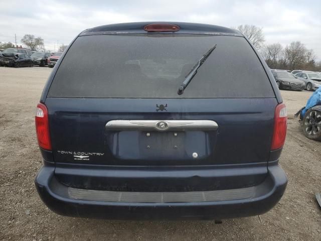 2005 Chrysler Town & Country