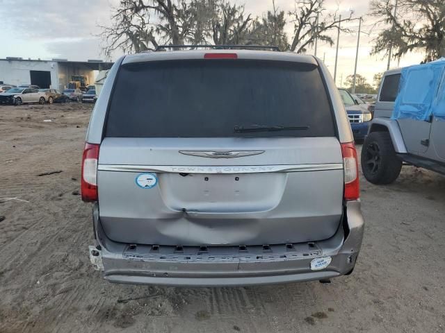 2014 Chrysler Town & Country Touring