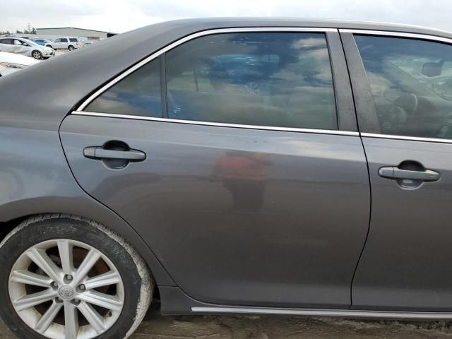 2014 Toyota Camry Hybrid