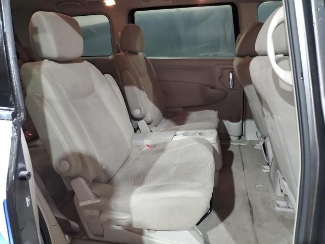 2015 Nissan Quest S