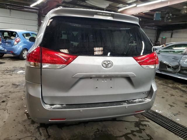 2011 Toyota Sienna XLE